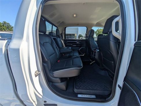 Used 2022 RAM 1500 Laramie image 32