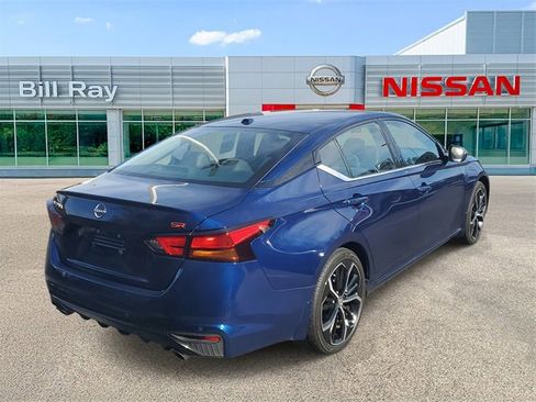 Certified 2024 Nissan Altima 2.5 SR w/ SR Premium Package image 4