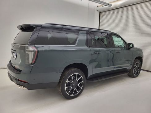 New 2026 Chevrolet Suburban RST w/ Comfort Package image 24