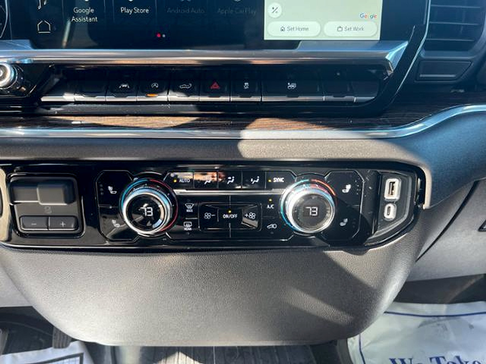 Used 2024 GMC Sierra 1500 Elevation AWD/4WD image 18