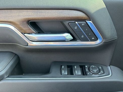 New 2025 Chevrolet Silverado 2500 High Country w/ High Country Premium Package AWD/4WD image 19