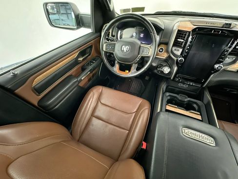 Used 2023 RAM 1500 Limited w/ Body Color Bumper Group AWD/4WD image 9