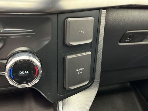 Certified 2024 Ford F150 Platinum w/ Equipment Group 702A High AWD/4WD image 25