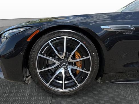 Used 2022 Mercedes-Benz SL 63 AMG 4MATIC image 9