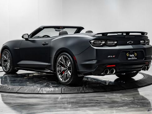 Used 2024 Chevrolet Camaro ZL1 RWD image 13