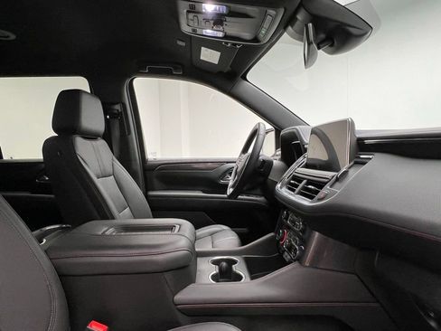 Used 2024 Chevrolet Tahoe RST w/ RST Performance Edition image 6