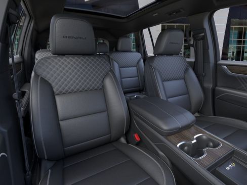 New 2026 GMC Acadia Denali w/ Super Cruise Package image 16