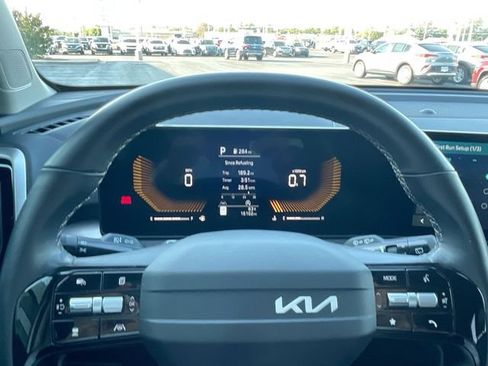 Used 2026 Kia Sorento S FWD image 19