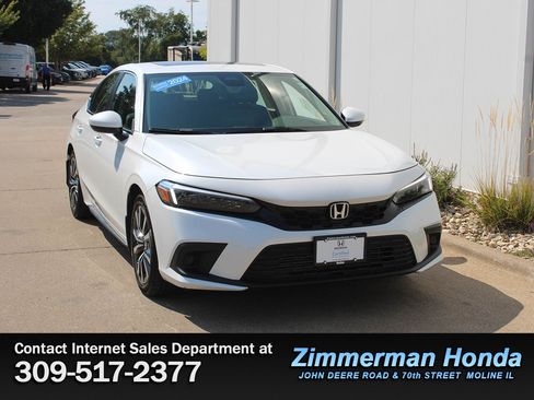 Certified 2024 Honda Civic EX-L image 3