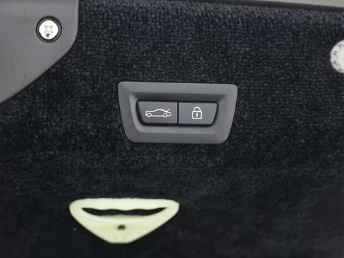 Used 2011 Rolls-Royce Ghost RWD image 77