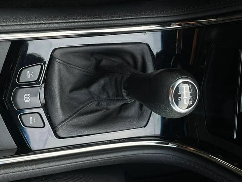 Used 2016 Cadillac ATS V w/ Luxury Package RWD image 43