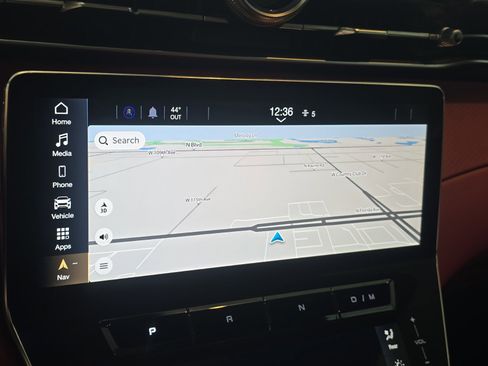 New 2025 Maserati Grecale Modena image 27