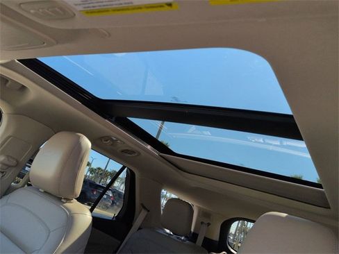 Certified 2023 Ford Explorer XLT w/ Equipment Group 202A image 20