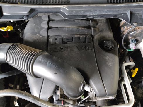 Used 2013 RAM 1500 Express AWD/4WD image 30