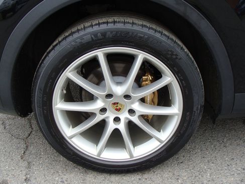Used 2021 Porsche Cayenne AWD/4WD image 39