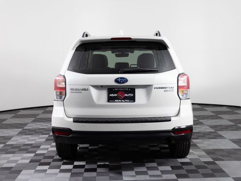 Used 2017 Subaru Forester 2.5i Premium AWD/4WD image 6