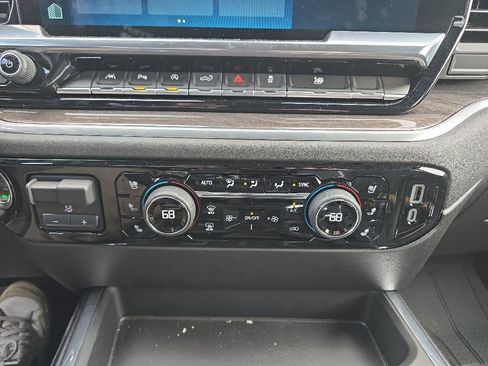 Used 2025 Chevrolet Silverado 1500 LTZ w/ Max Trailering Package AWD/4WD image 19