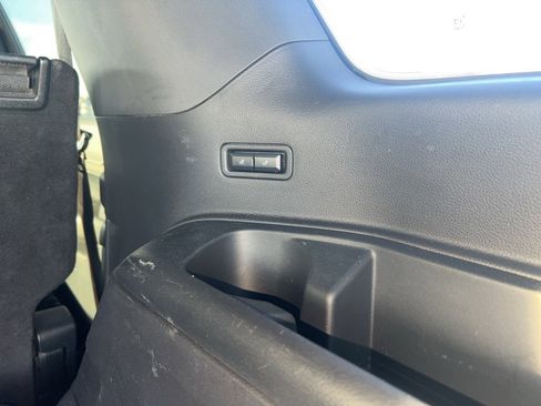 Used 2018 Ford Expedition XLT w/ Equipment Group 201A image 8