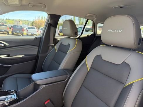 New 2026 Chevrolet Trax ACTIV FWD image 27
