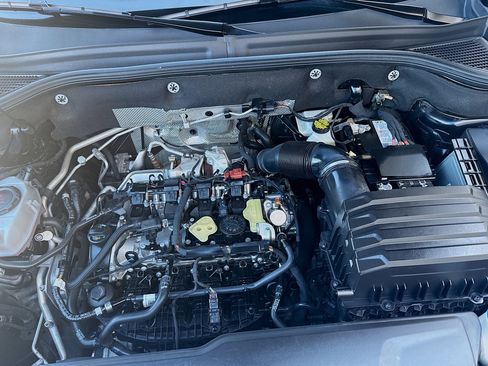 Used 2024 Volkswagen Atlas SE image 36