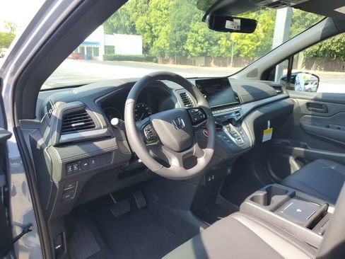 New 2026 Honda Odyssey Sport-L image 13