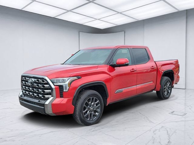 Used 2025 Toyota Tundra Platinum AWD/4WD image 2
