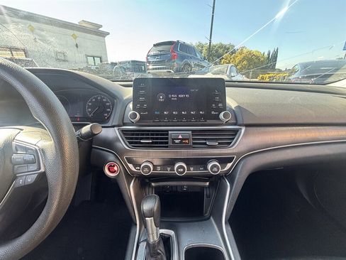 Used 2019 Honda Accord LX image 22