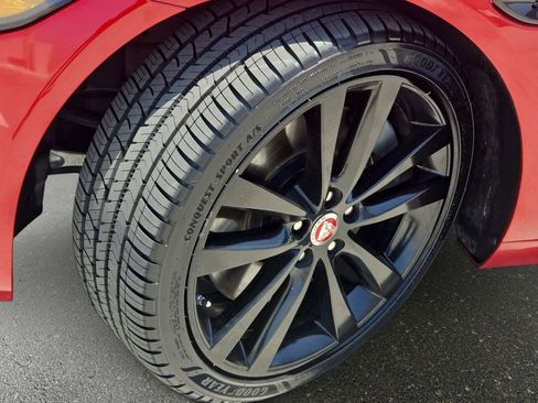 Used 2017 Jaguar XE Prestige AWD/4WD image 35
