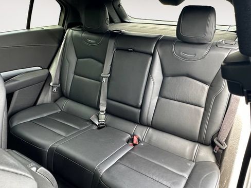Used 2023 Cadillac XT4 Premium Luxury AWD/4WD image 13