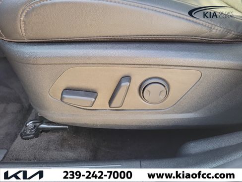 Certified 2024 Kia Sportage EX FWD image 20