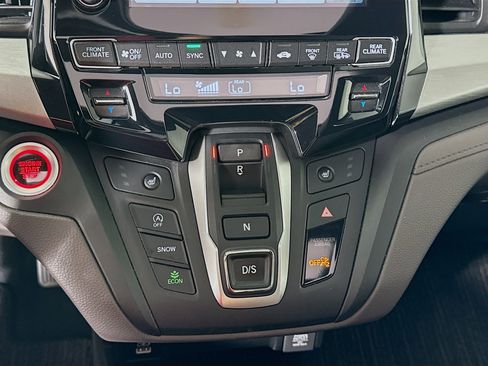 Used 2022 Honda Odyssey EX-L image 18