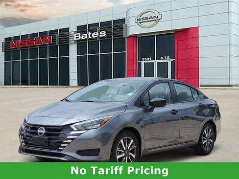 Certified 2025 Nissan Versa S w/ S Plus Package FWD image 2
