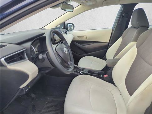 Used 2022 Toyota Corolla LE FWD image 10