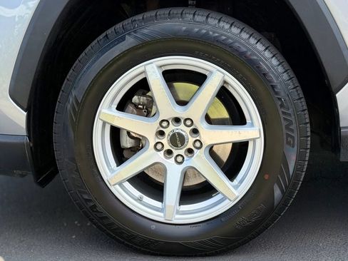 Used 2019 Toyota RAV4 LE w/ All Weather Liner Package AWD/4WD image 9