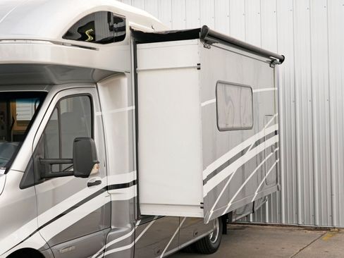 Used 2021 Mercedes-Benz Sprinter 3500 w/ Acoustic Package image 49