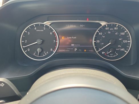 Used 2024 Nissan Rogue S FWD image 26