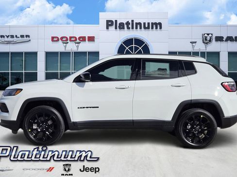 New 2026 Jeep Compass Latitude image 3