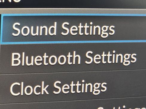 Used 2024 Honda CR-V EX image 9