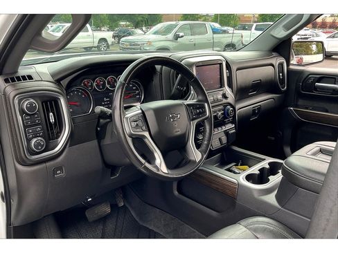 Used 2019 Chevrolet Silverado 1500 LT Trail Boss image 16