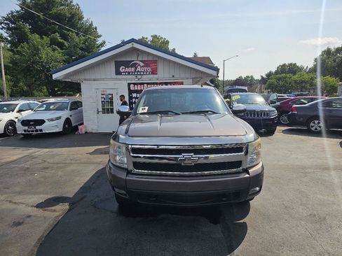 Used 2008 Chevrolet Silverado 1500 LTZ w/ Suspension Package, Off-Road AWD/4WD image 2