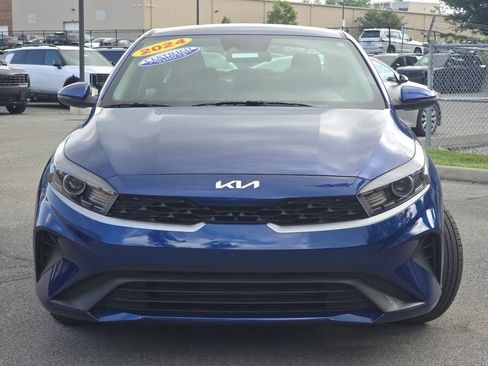 Used 2024 Kia Forte LXS w/ LXS Technology Package FWD image 9
