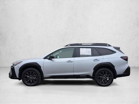 Used 2024 Subaru Outback Onyx Edition XT AWD/4WD image 2