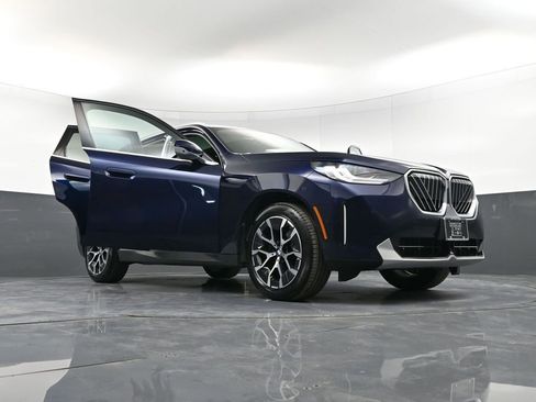 Used 2025 BMW X3 xDrive30i AWD/4WD image 39