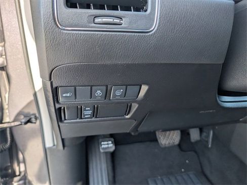 Used 2024 INFINITI QX80 Luxe image 18