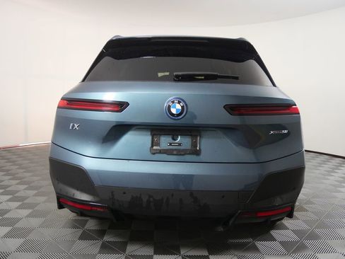 Used 2024 BMW iX xDrive50 w/ Premium Package image 4