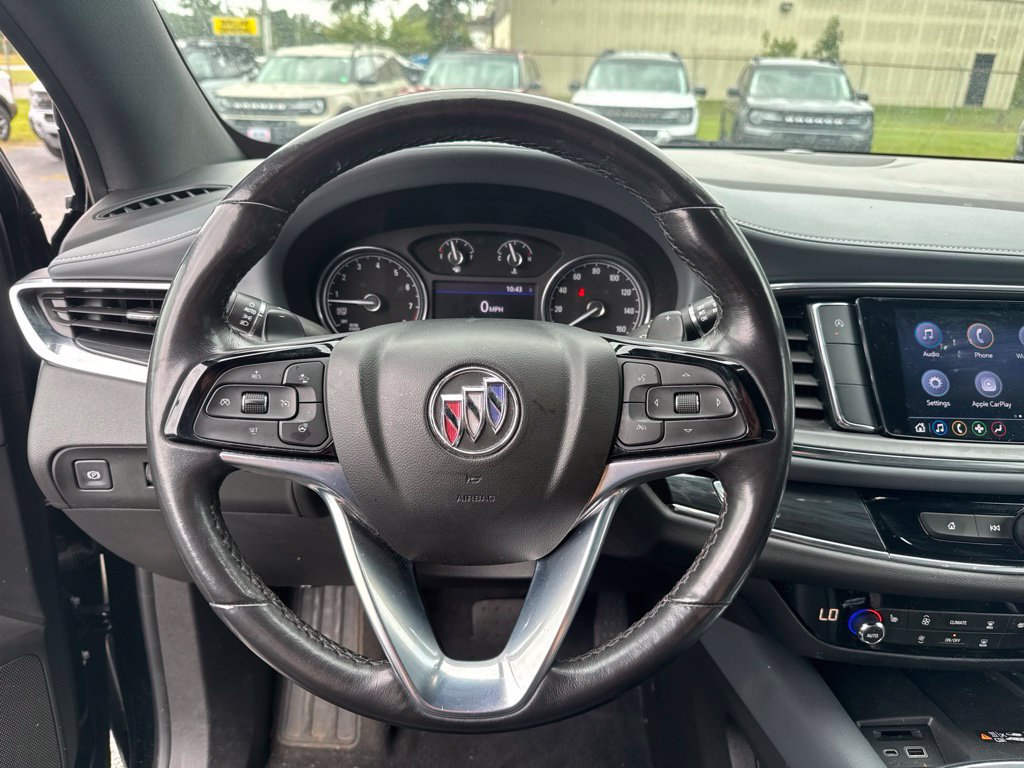Used 2023 Buick Enclave Essence FWD image 17