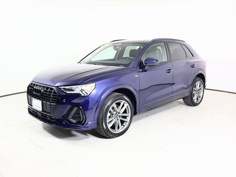 Used 2025 Audi Q3 2.0T Premium w/ Convenience Package image 12