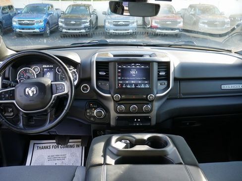 Used 2021 RAM 1500 Big Horn image 4