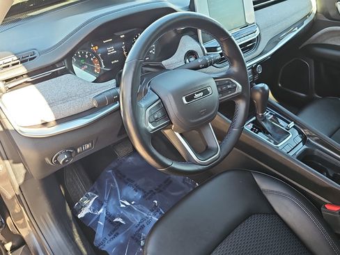 Used 2022 Jeep Compass Latitude w/ Convenience Group image 16