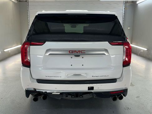 Used 2024 GMC Yukon XL Denali w/ Denali Reserve Package AWD/4WD image 8
